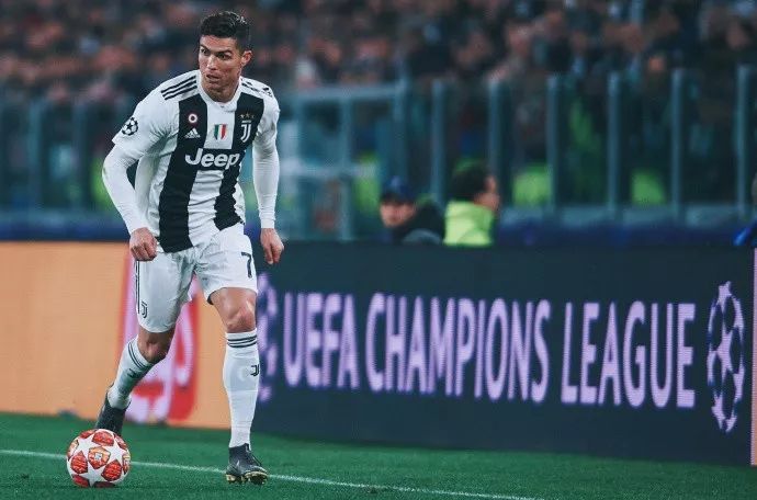 球员的年轻 球员的年轻