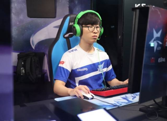 全的现实挑 全的现实挑