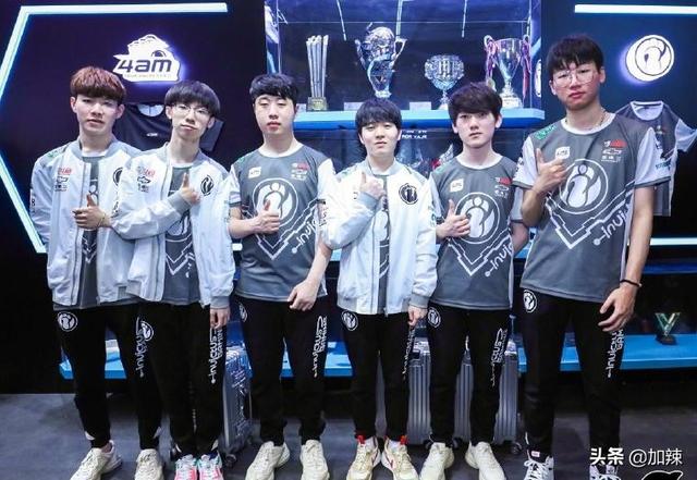 途中的某个 途中的某个