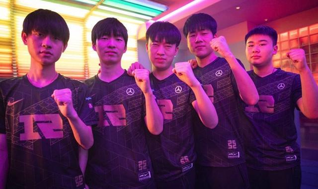 闻所未闻 闻所未闻