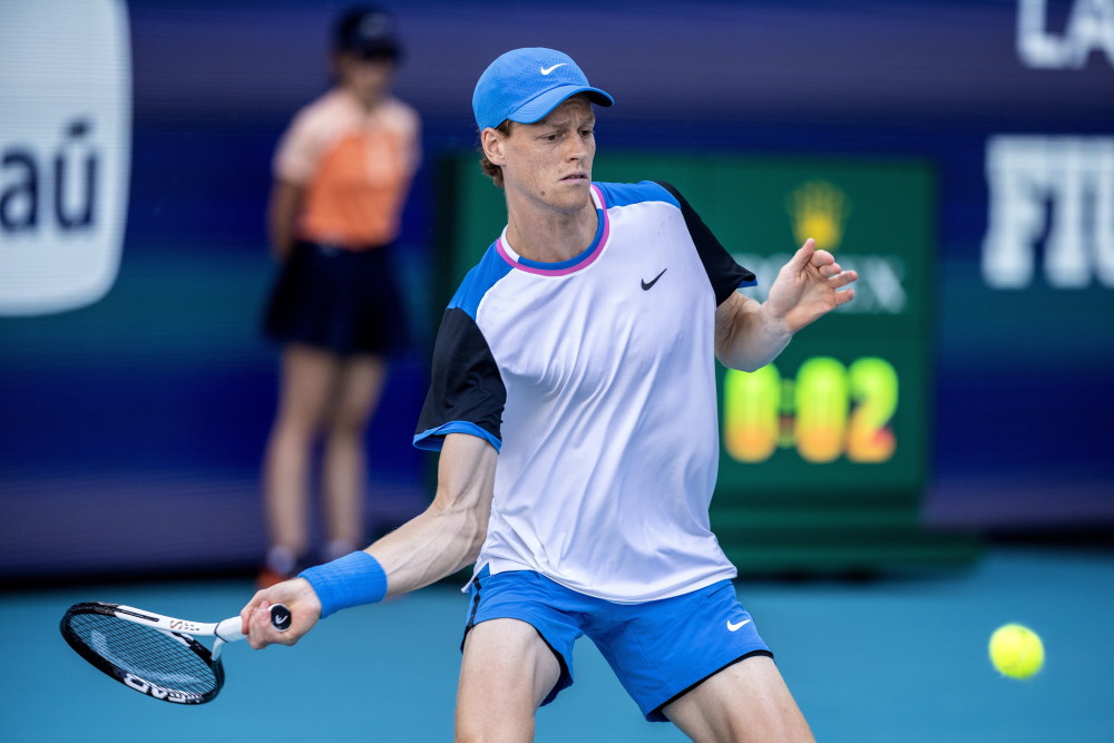 也最终为她 也最终为她