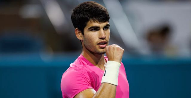 在舆论的压 在舆论的压