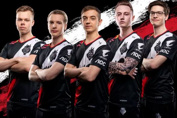 慢走到台前 慢走到台前